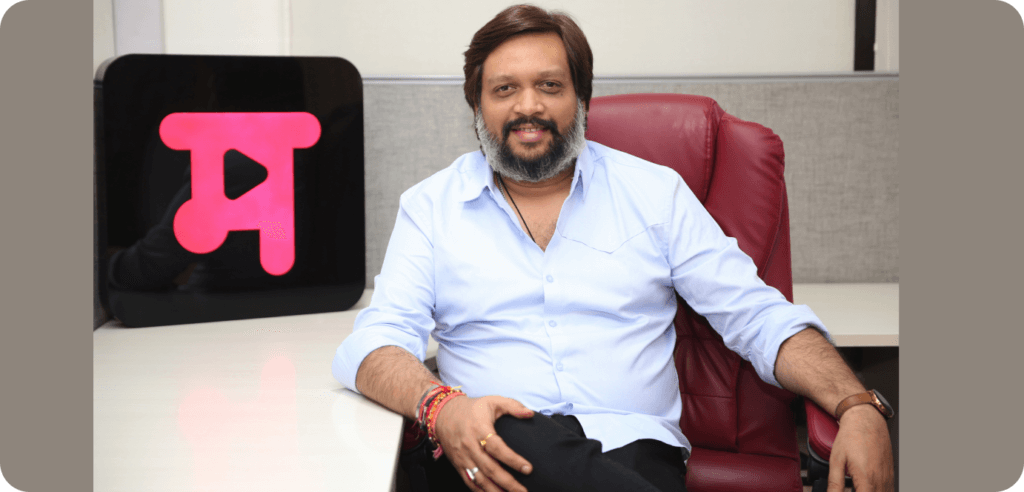 Current image: Akshay Bardapurkar Planet Marathi OTT